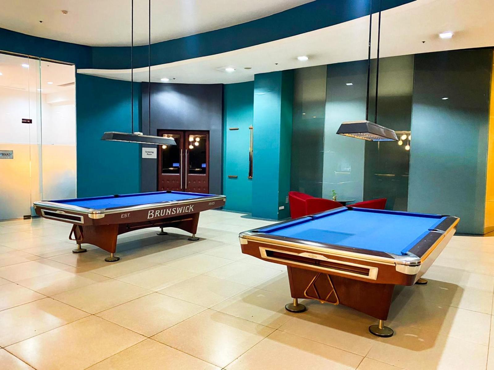 The Alpha Suites Makati City Exterior photo