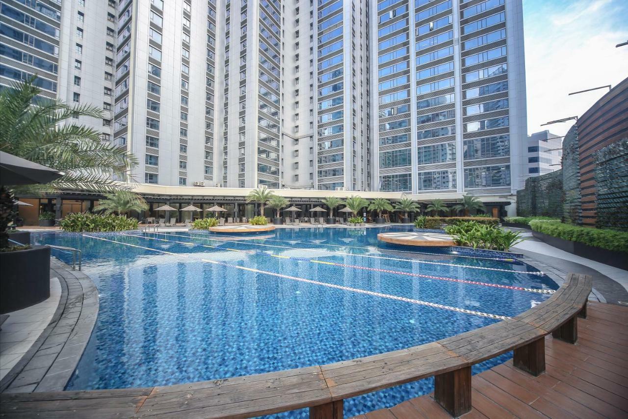 The Alpha Suites Makati City Exterior photo